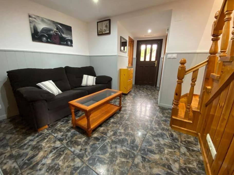 La Casa De Anita Y Jose Βίλα Colunga Εξωτερικό φωτογραφία
